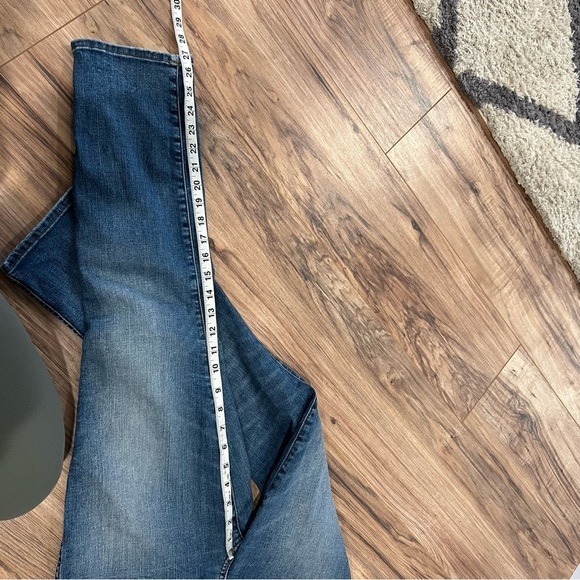 J. Crew Curvy vintage slim-straight jean in Warm Surf wash - Picture 8 of 12